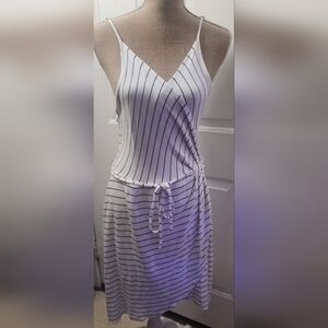 41 Hawthorn Annora Faux Bkack & White Stripped Wrap Dress Size L with small spot